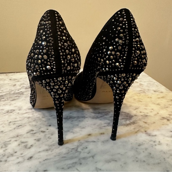 Aldo Suede Pointy Toe Sparkly Bedazzled High Heel Pump - Picture 2 of 7